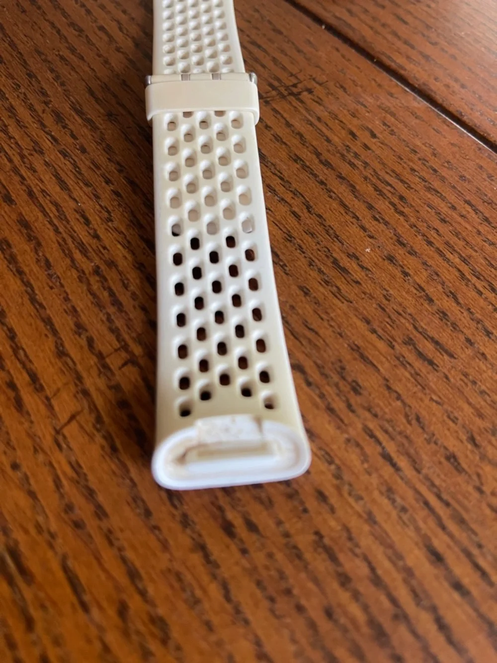 FITBIT Charge 6 Sport Band Size Small in Frost White Works with Charge 6 and 5